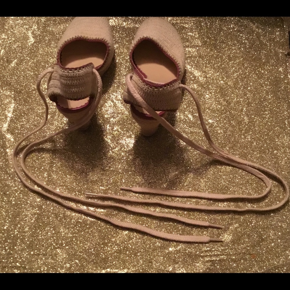 💛⚜️💛⚜️ ANNE KLEIN WOVEN KNIT LOOK SHOES ⚜️… - Picture 8 of 8